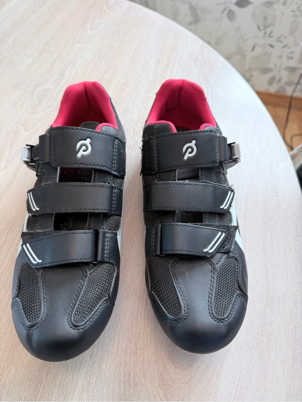 Peloton Men's Cycling Shoes in Black with Pink Interior